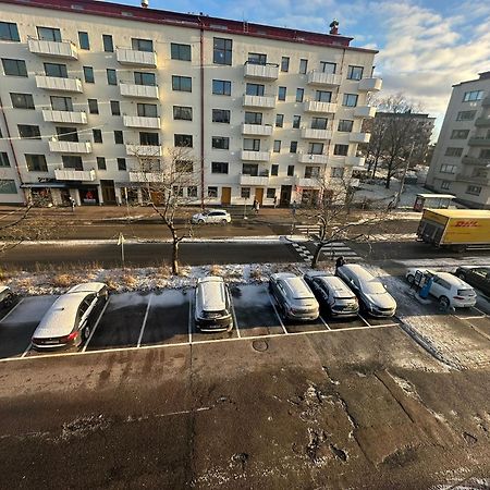 Modern Central Gothenburg Apartment With Balconies And Full Kitchen For Up To 5 Guests Dış mekan fotoğraf