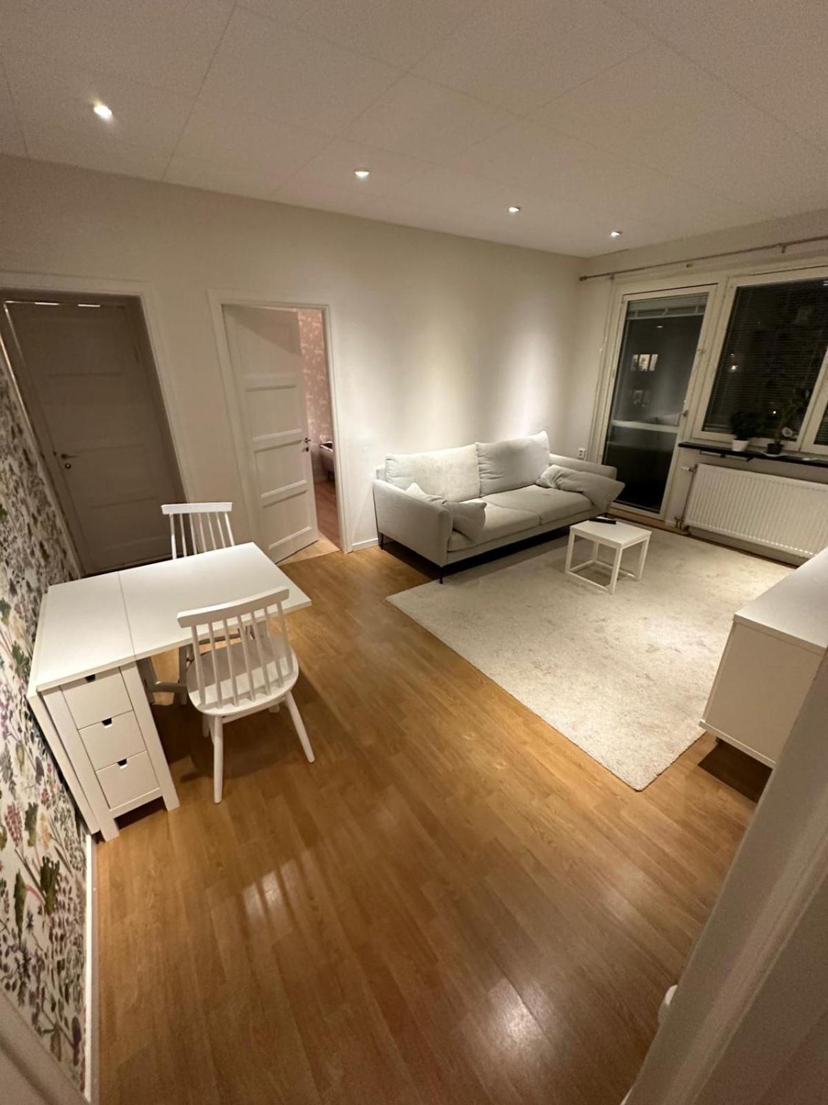 Modern Central Gothenburg Apartment With Balconies And Full Kitchen For Up To 5 Guests Dış mekan fotoğraf