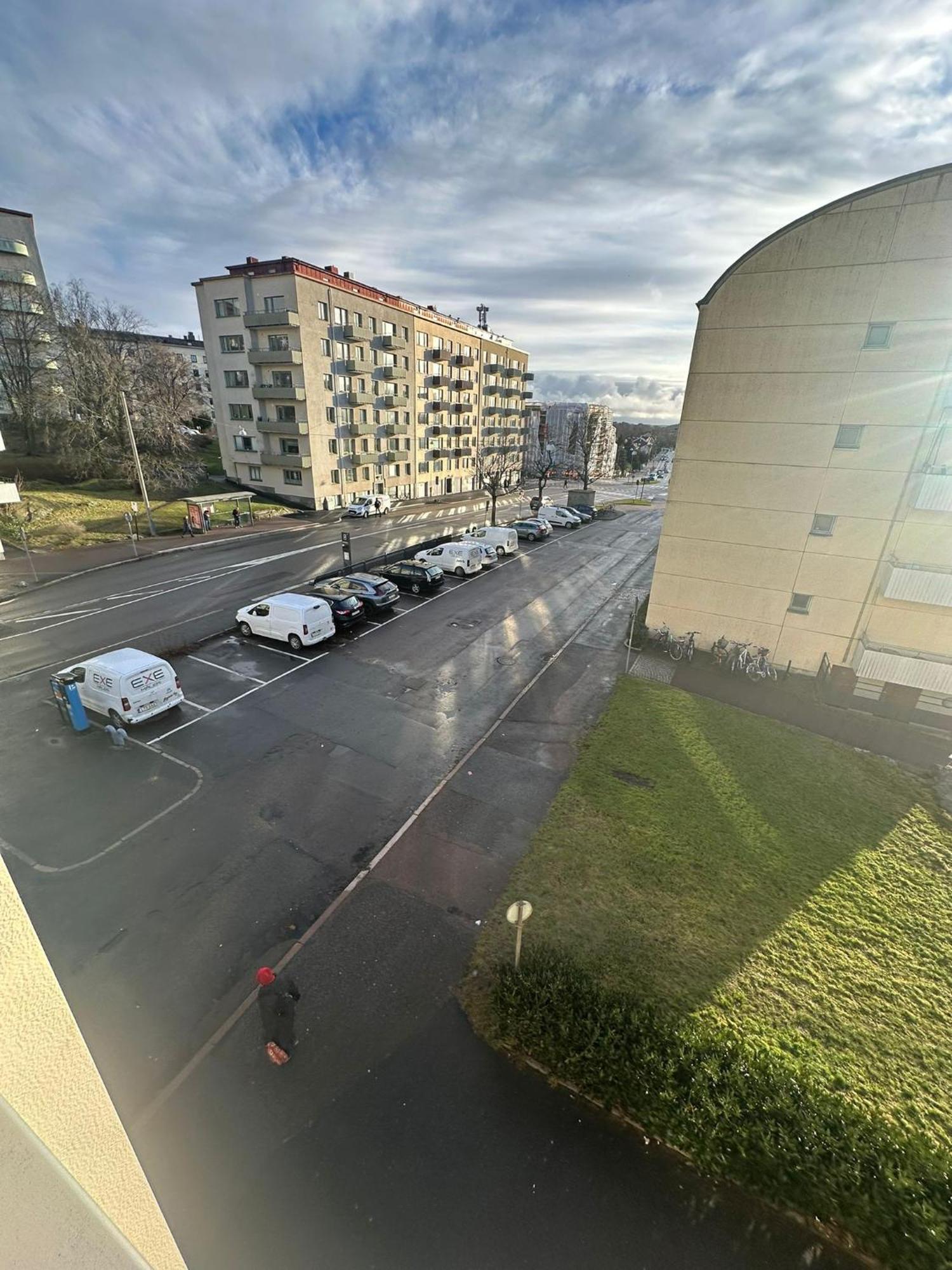 Modern Central Gothenburg Apartment With Balconies And Full Kitchen For Up To 5 Guests Dış mekan fotoğraf